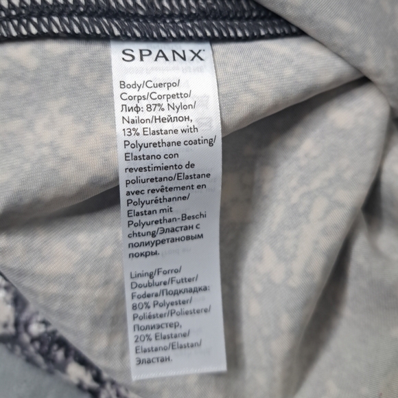 NWT Spanx Faux Leather Grey Snake Shine Leggings Contoured Waistband Sz Large - Picture 12 of 16